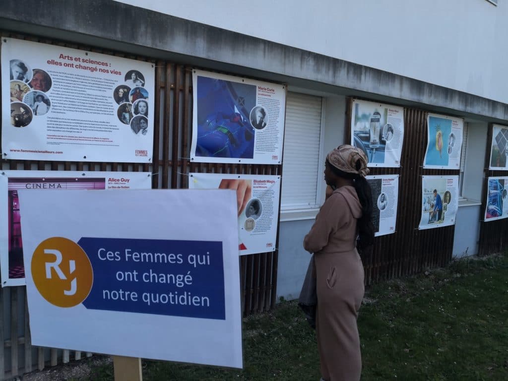 Exposition « Evolution des conditions de la femme » au FJT Relais Jeunes de Moissy-Cramayel (77)..